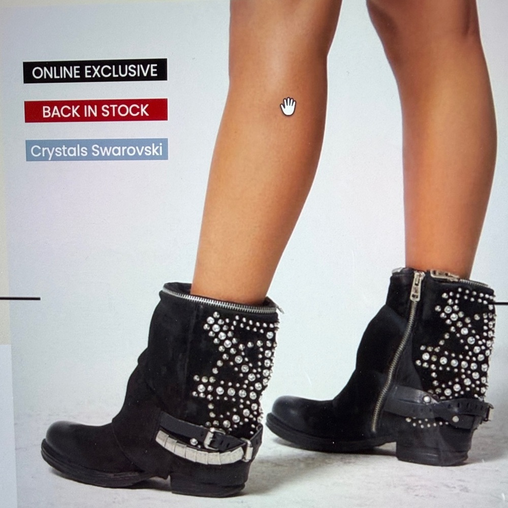 A.S.98 Cream Ankle Boots with Black Soles